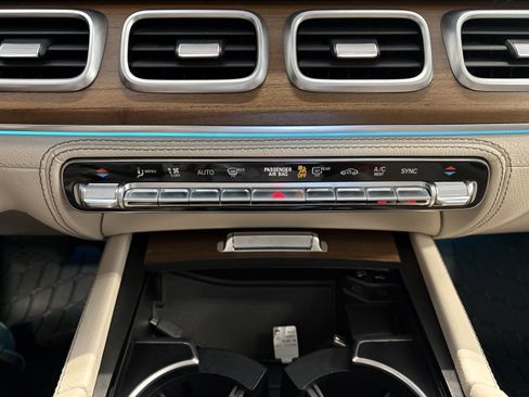 Used 2022 Mercedes-Benz GLE 450 4MATIC image 16