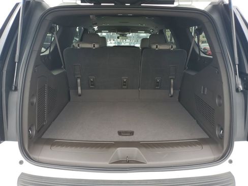 New 2026 Chevrolet Suburban LS RWD image 9