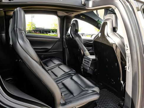 Used 2016 Tesla Model X 75D AWD/4WD image 34