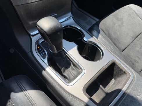 Used 2018 Jeep Grand Cherokee Laredo image 50