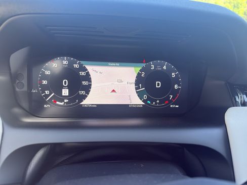 Used 2025 Land Rover Discovery Sport S AWD/4WD image 8