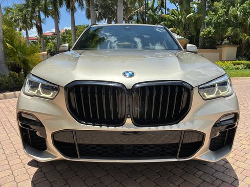 Used 2019 BMW X5 xDrive50i w/ M Sport Package AWD/4WD image 7