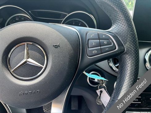 Used 2020 Mercedes-Benz GLA 250 4MATIC image 16