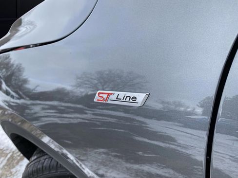 Certified 2025 Ford Escape ST-Line Select image 45