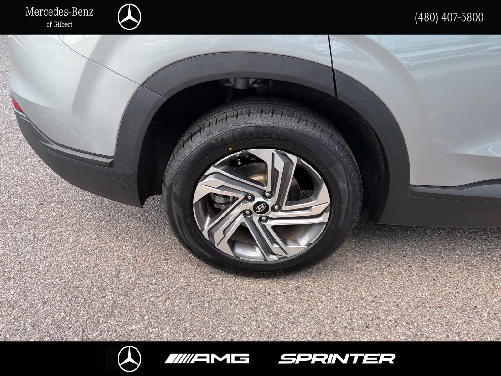 Used 2023 Hyundai Santa Fe SEL FWD image 6