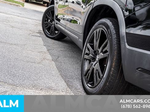 Used 2022 Honda Pilot Black Edition image 13