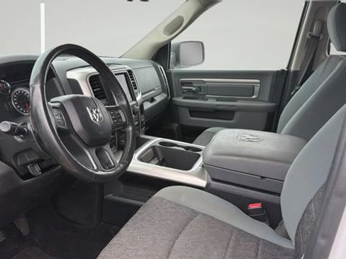 Used 2019 RAM 1500 Big Horn AWD/4WD image 7