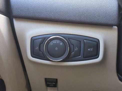 Used 2019 Lincoln MKC Reserve w/ MKC Climate Package image 40