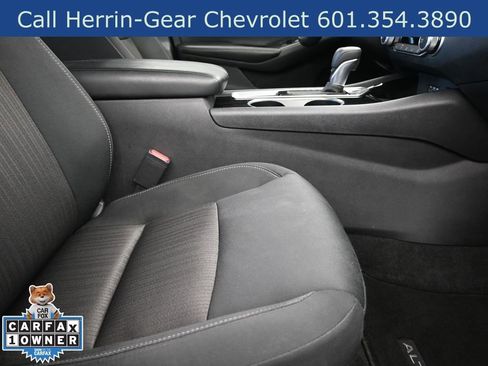 Used 2024 Nissan Altima 2.5 SV FWD image 25