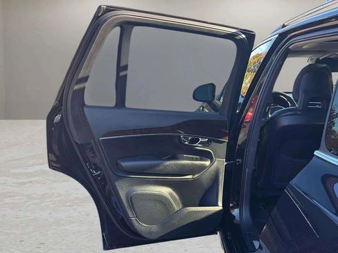 Used 2016 Volvo XC90 T6 Momentum w/ Momentum Plus Package image 15