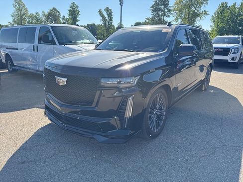 Used 2023 Cadillac Escalade ESV V AWD/4WD image 1