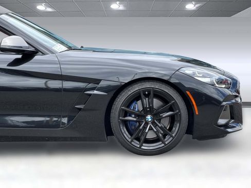 Used 2024 BMW Z4 M40i w/ Premium Package RWD image 32