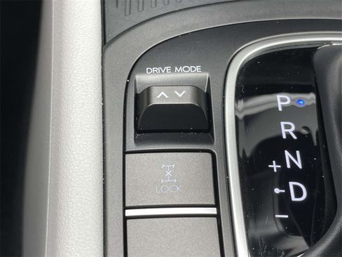 Certified 2024 Hyundai Kona SEL image 31