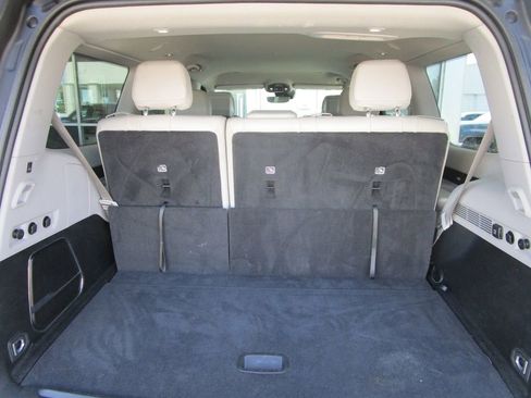 Used 2024 Jeep Wagoneer Series II AWD/4WD image 15