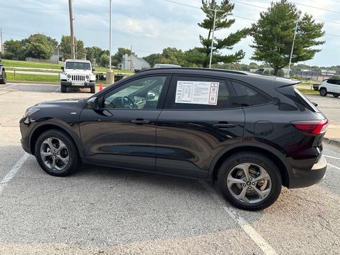 Used 2025 Ford Escape ST-Line Select AWD/4WD image 19