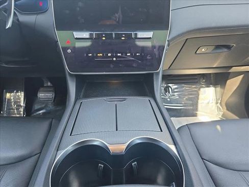 Used 2024 Maserati Grecale GT image 14