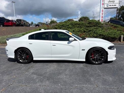 Used 2021 Dodge Charger Scat Pack w/ Driver Convenience Group RWD image 2