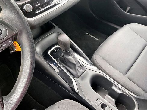 Used 2023 Toyota Corolla LE FWD image 18