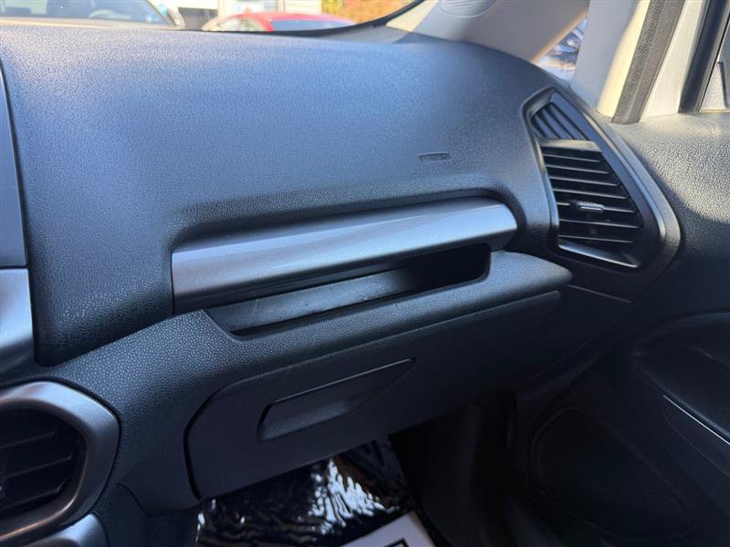 Used 2021 Ford EcoSport SE FWD image 24