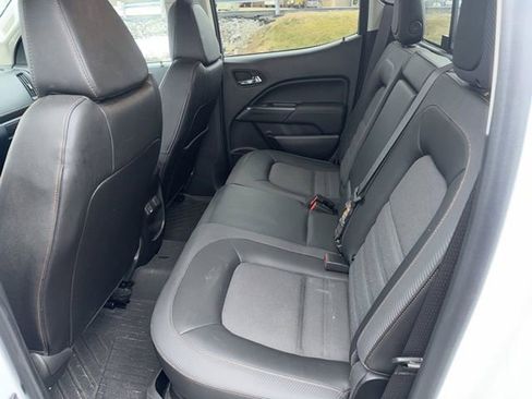 Used 2022 GMC Canyon AT4 image 22