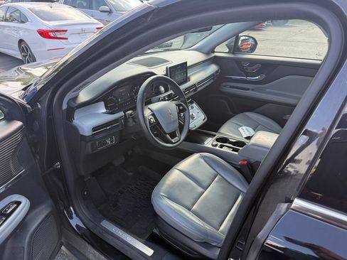 Used 2022 Lincoln Corsair AWD w/ Equipment Group 101A image 8