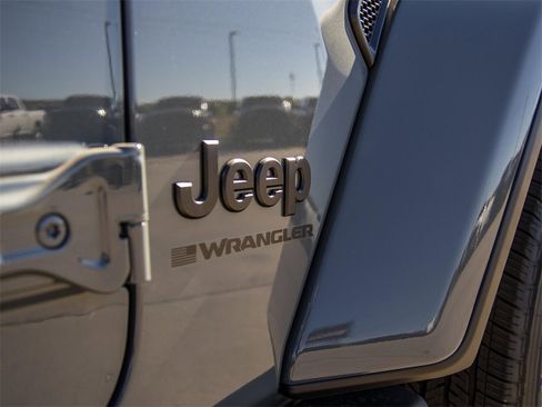 New 2026 Jeep Wrangler Sahara image 15