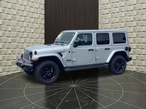 Certified 2023 Jeep Wrangler Unlimited Sahara AWD/4WD image 18