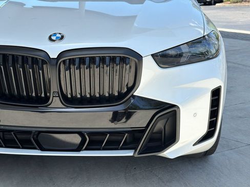 Used 2025 BMW X5 sDrive40i w/ M Sport Package RWD image 11