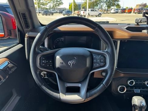 Used 2023 Ford Bronco Outer Banks AWD/4WD image 13
