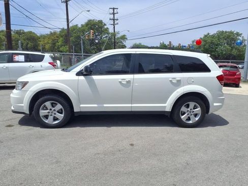 Used 2018 Dodge Journey SE w/ Popular Equipment Group image 4