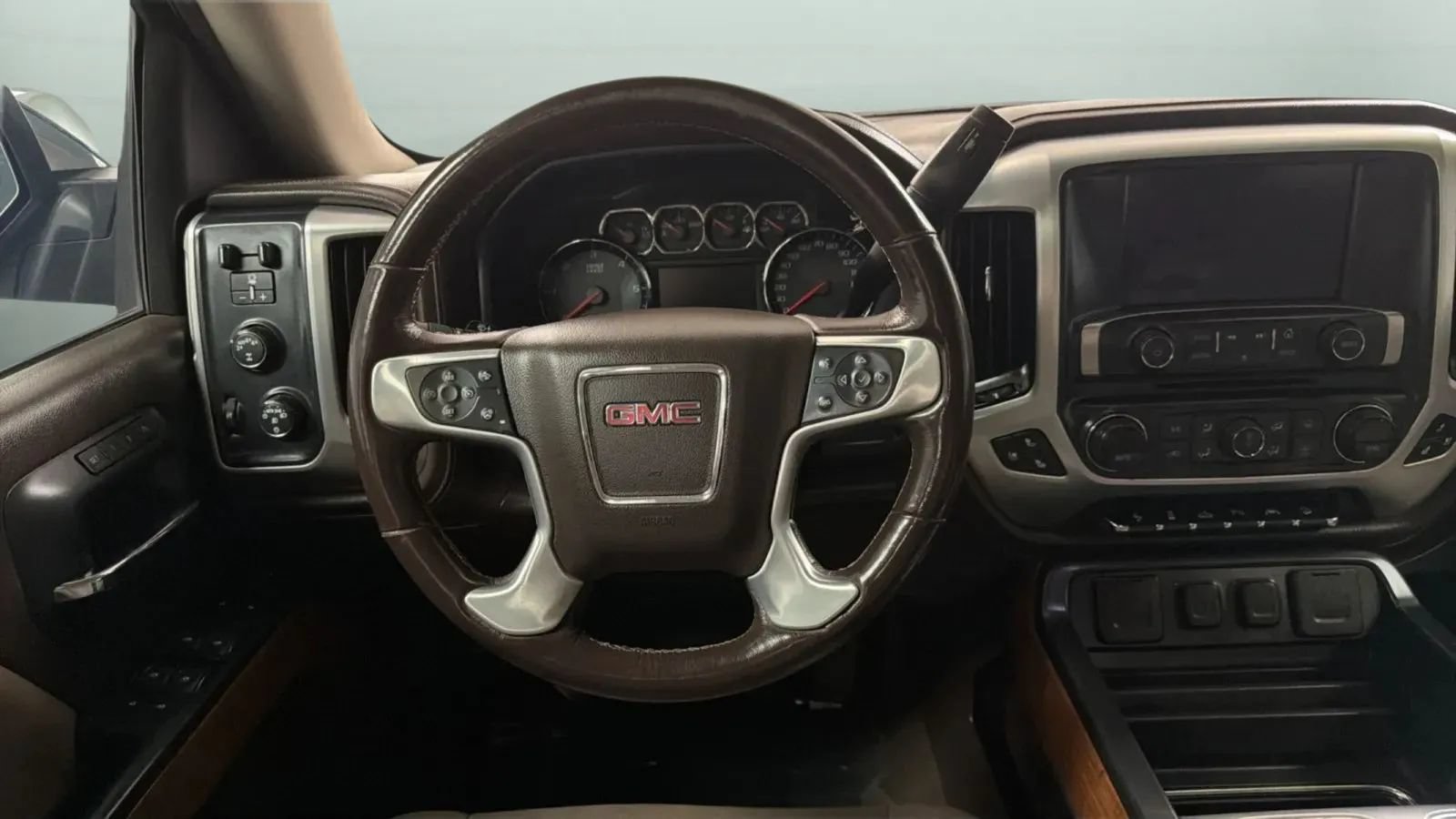 Used 2018 GMC Sierra 1500 SLT AWD/4WD image 12