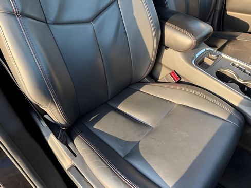 Used 2013 Dodge Durango R/T w/ Leather Interior Group AWD/4WD image 16