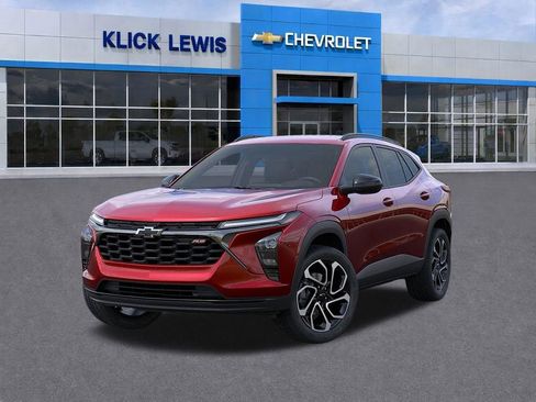 New 2026 Chevrolet Trax RS w/ Driver Confidence Package FWD image 6
