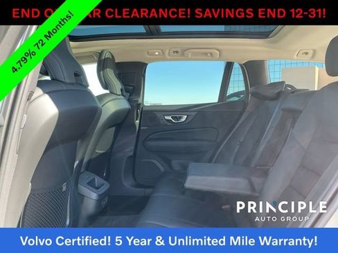 Certified 2025 Volvo V60 B5 Cross Country Plus image 31