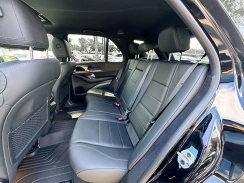 Used 2025 Mercedes-Benz GLE 350 4MATIC image 26