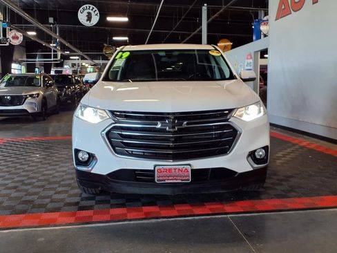 Used 2019 Chevrolet Traverse LT AWD/4WD image 2