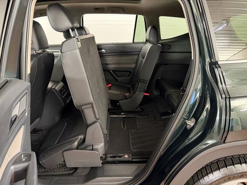 Used 2021 Volkswagen Atlas SE w/ Panoramic Sunroof Package AWD/4WD image 31