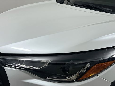 Used 2022 Toyota Corolla Cross LE FWD image 11