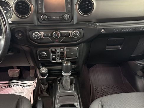 Used 2020 Jeep Wrangler Unlimited Sport S image 19