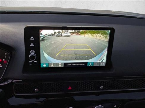 Used 2023 Honda Civic Touring image 14