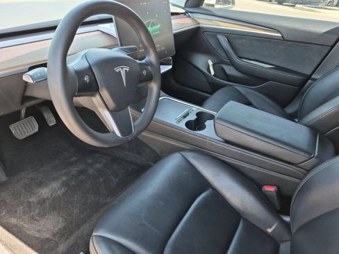Used 2022 Tesla Model 3 Long Range AWD/4WD image 9