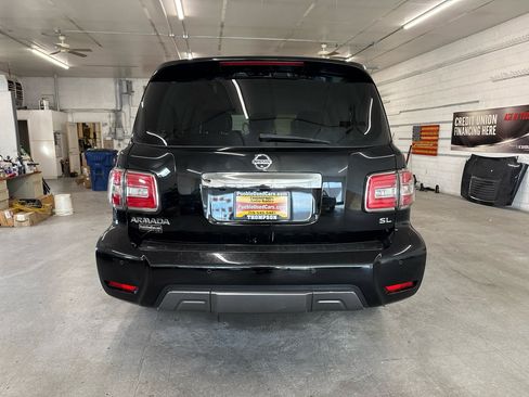 Used 2020 Nissan Armada SL image 3