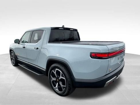 Used 2022 Rivian R1T Adventure image 5