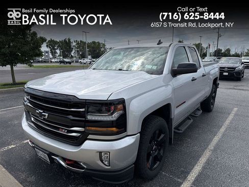 Used 2018 Chevrolet Silverado 1500 LT w/ Redline Edition AWD/4WD image 1