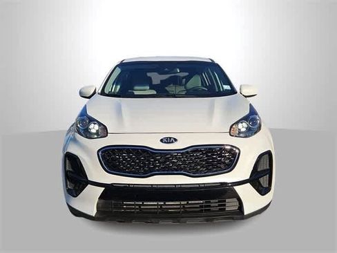Used 2022 Kia Sportage LX image 3