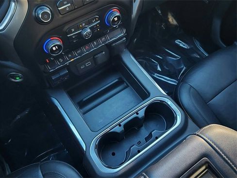 Used 2021 Chevrolet Silverado 1500 LT Trail Boss w/ Convenience Package II image 19