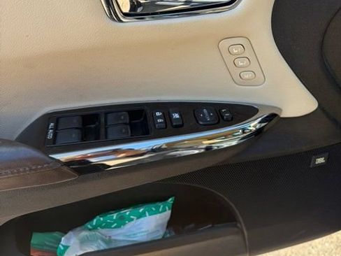 Used 2016 Toyota Avalon Limited w/ Protection Package FWD image 16