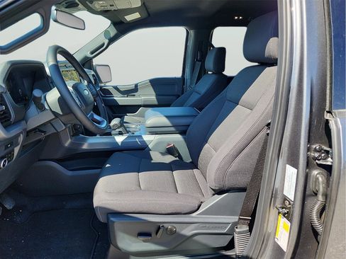 New 2026 Ford F150 XLT w/ Equipment Group 302A MID image 9