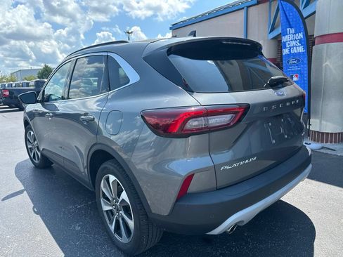 Used 2023 Ford Escape Platinum AWD/4WD image 4
