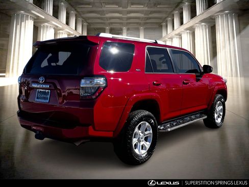 Used 2016 Toyota 4Runner SR5 image 4